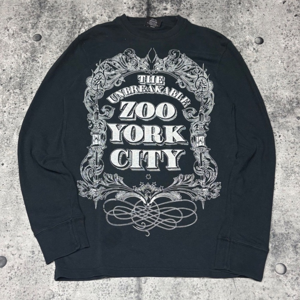 Y2K Zoo York Mens Long Sleeve Thermal Shirt Black Graphic Waffle Knit Crewneck M